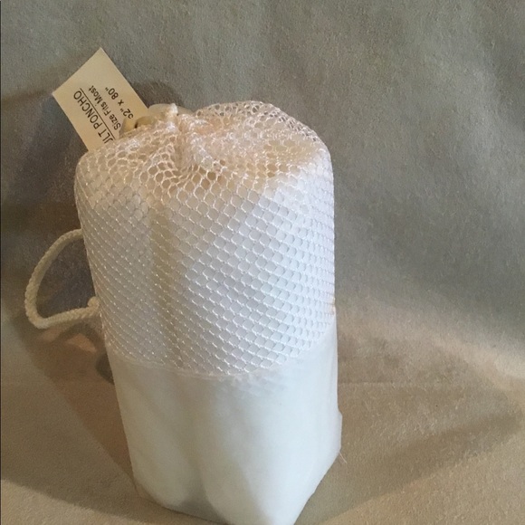 Adult On The Go Poncho - Picture 2 of 2